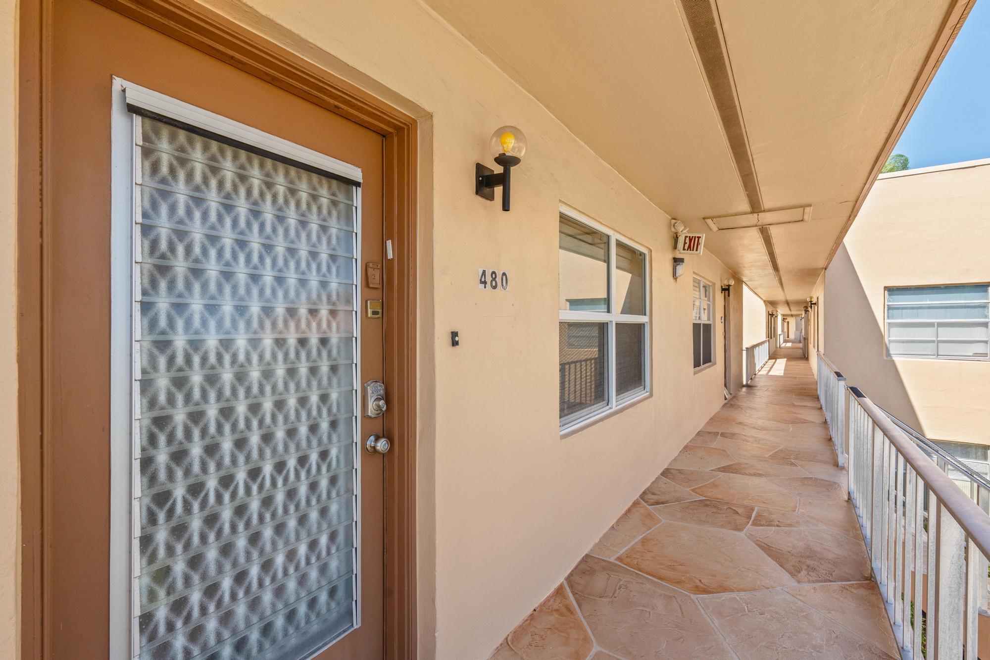 480 Flanders I Delray Beach, FL 33484 - Photo 6 of 44 A7402285-2
