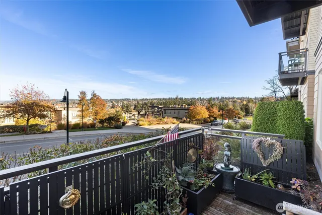 $1,195,000 | 50 Pine Street, Unit 103, Edmonds, WA 98020