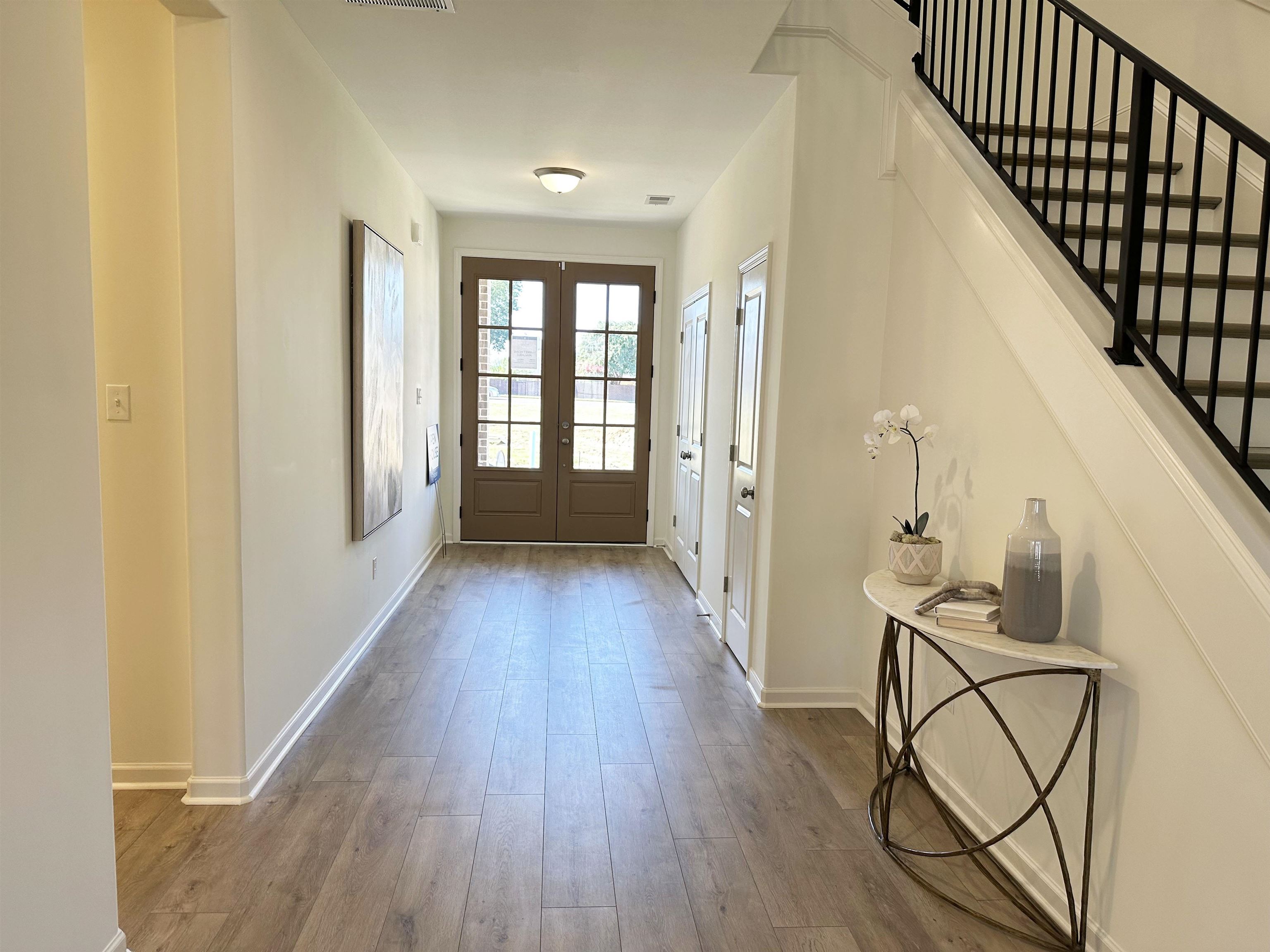 8662 Colleton Way Cordova, TN 38018 - Photo 2 of 18 Gallery Image 2
