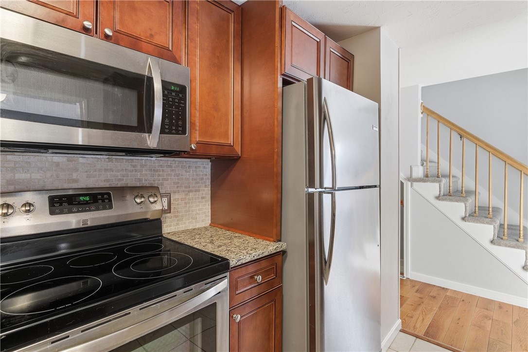 154 Bear Hill Road, Unit 401 Cumberland, RI 02864 - Photo 9 of 29