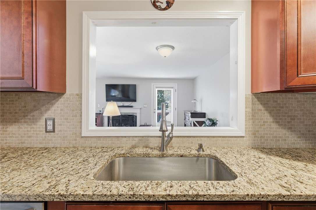 154 Bear Hill Road, Unit 401 Cumberland, RI 02864 - Photo 10 of 29