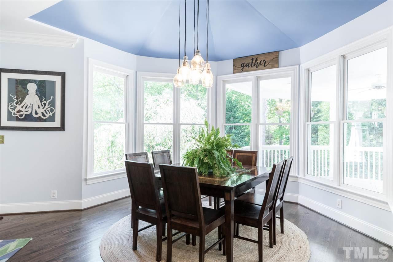 4407 White Chapel Way Raleigh, NC 27615 - Photo 11 of 25 Nook/Breakfast room