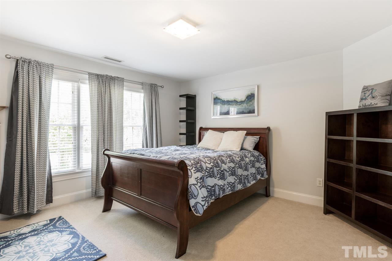 4407 White Chapel Way Raleigh, NC 27615 - Photo 17 of 25