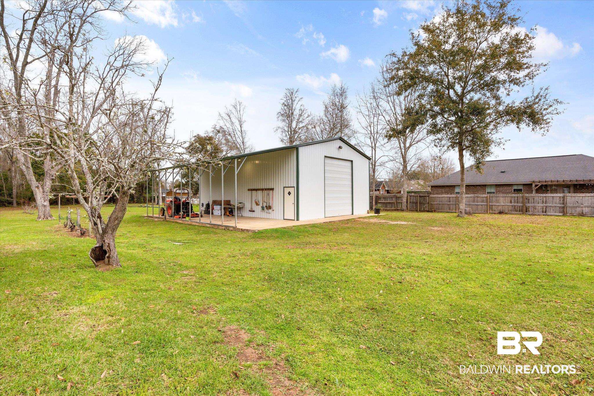734 West Section Avenue Foley, AL 36535 - Photo 3 of 50 Size 30ft by 40ft