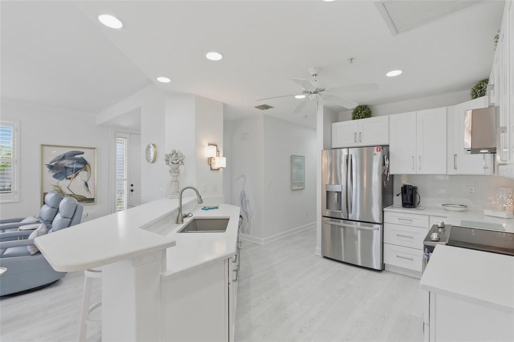 3450 Sunset Key Circle, Unit 101 Punta Gorda, FL 33955 - Photo 17 of 65