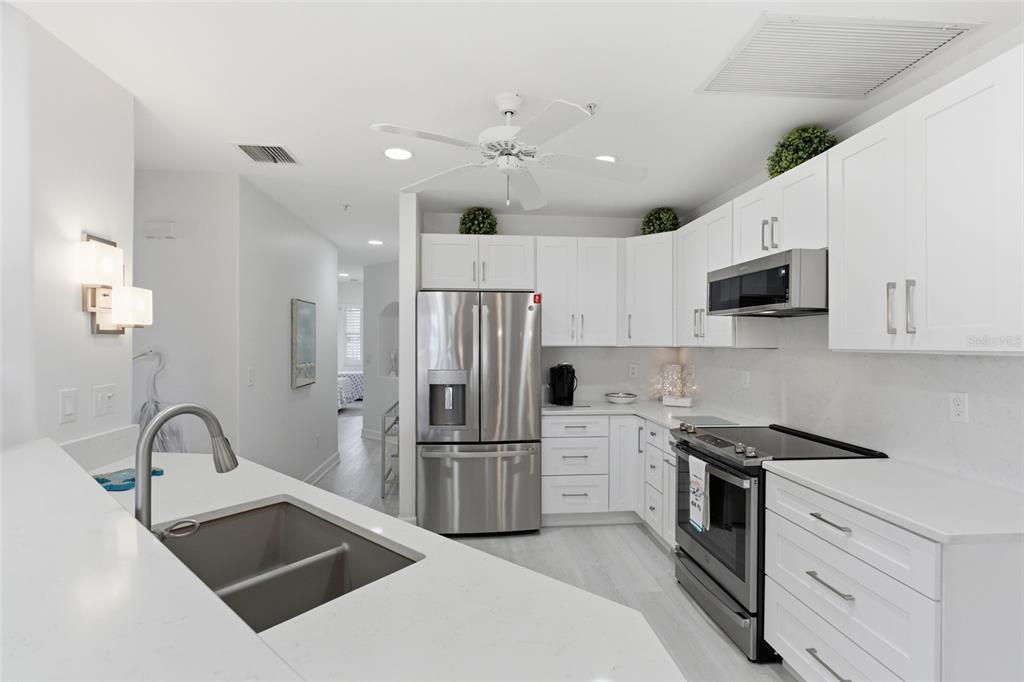 3450 Sunset Key Circle, Unit 101 Punta Gorda, FL 33955 - Photo 21 of 65