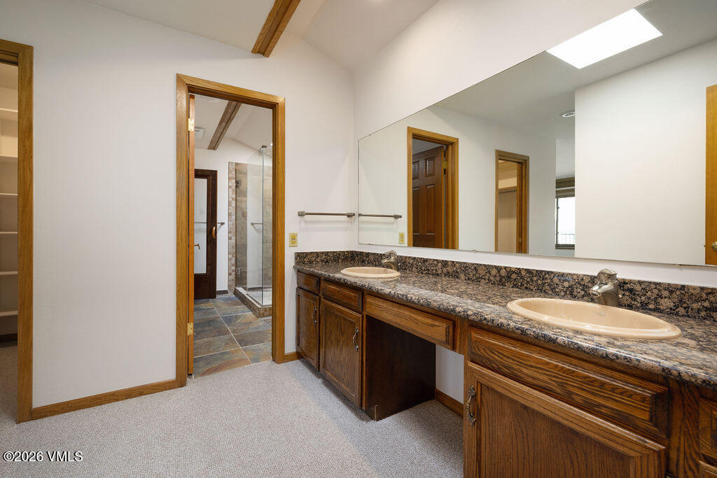 440 Nottingham Road, Unit 14 Avon, CO 81620 - Photo 13 of 32 2607_chambertin_th_14_interior_bath03