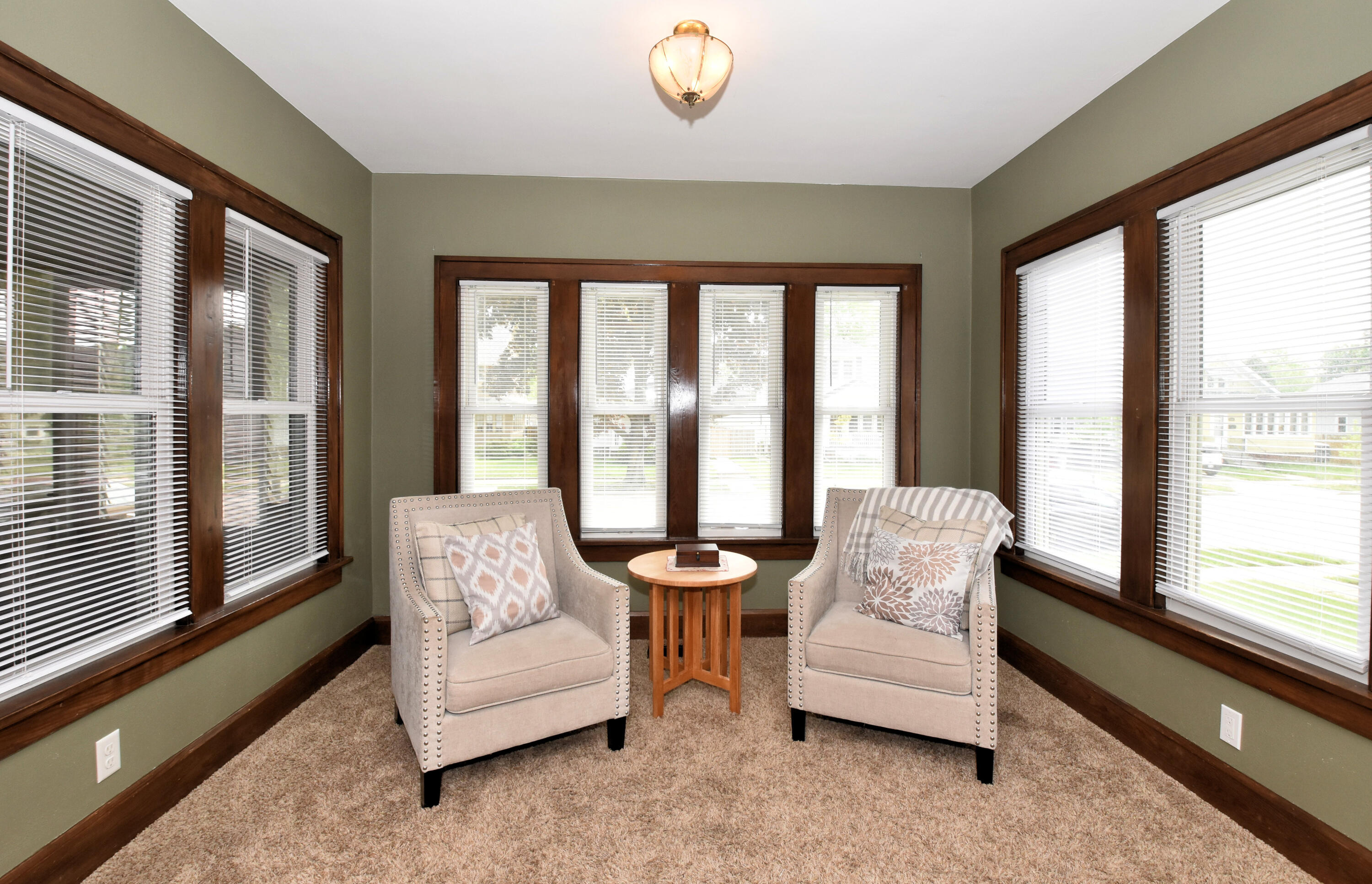 1224 West Lawn Avenue Racine, WI 53405 - Photo 6 of 46 Bonus Room