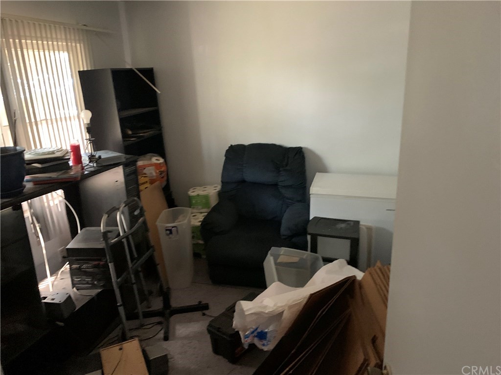 7771 Philbin Avenue Riverside, CA 92503 - Photo 7 of 30 a living room with furniture