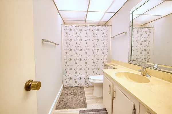 $2,700 | 111 Briny Avenue, Unit 2312, Pompano Beach, FL 33062