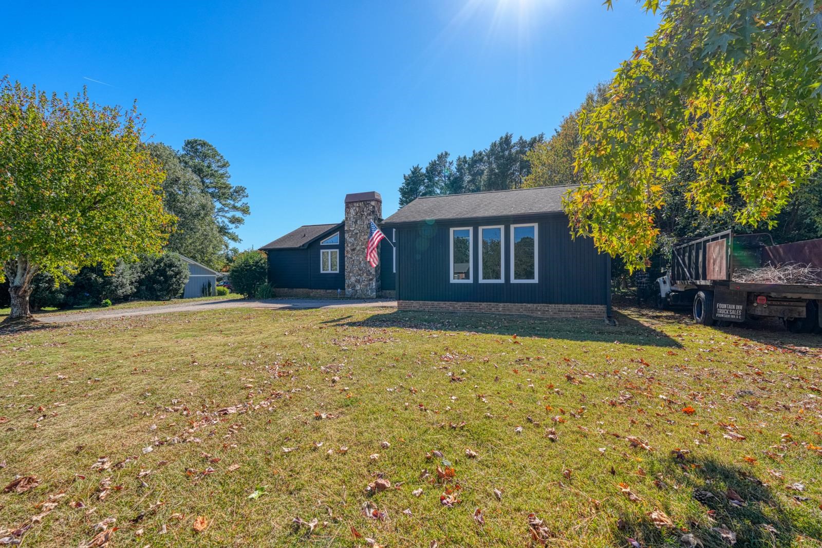 423 Shoally Road Boiling Springs, SC 29316 - Photo 5 of 41