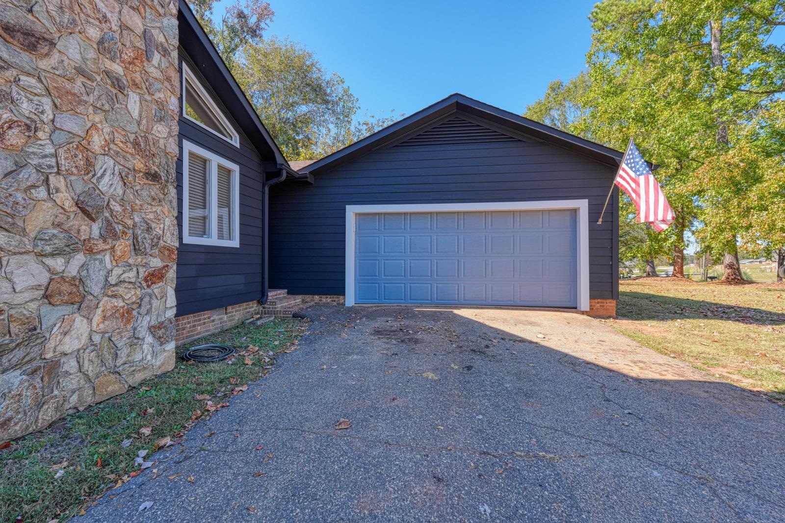 423 Shoally Road Boiling Springs, SC 29316 - Photo 6 of 41
