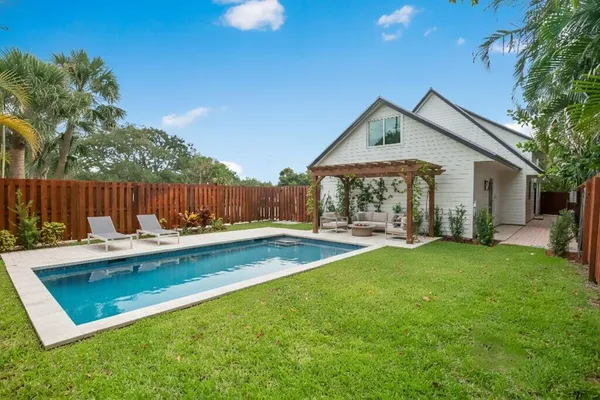 $765,000 | 9200 Southeast Olympus Street, Hobe Sound, FL 33455