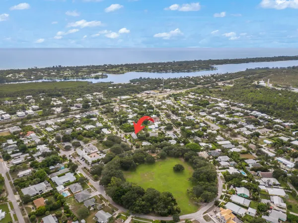 $765,000 | 9200 Southeast Olympus Street, Hobe Sound, FL 33455