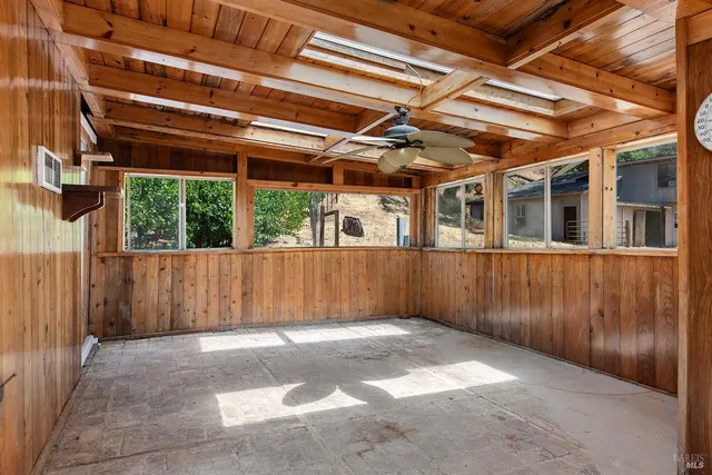 $1,970,000 | 995 Dry Creek Road, Healdsburg, CA 95448