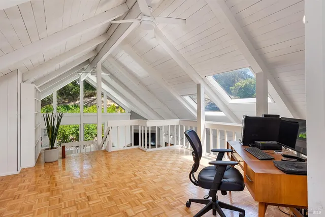 $1,970,000 | 995 Dry Creek Road, Healdsburg, CA 95448