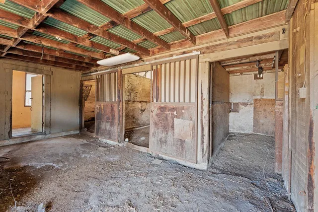 $1,970,000 | 995 Dry Creek Road, Healdsburg, CA 95448