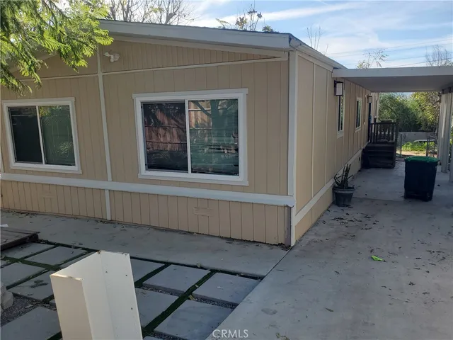 $2,400 | 32531 Crescent Avenue, Lake Elsinore, CA 92530
