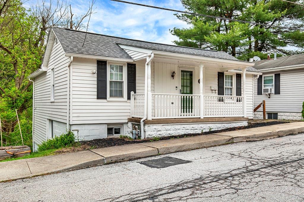 2842 Italy Road Export, PA 15632 - Photo 2 of 24