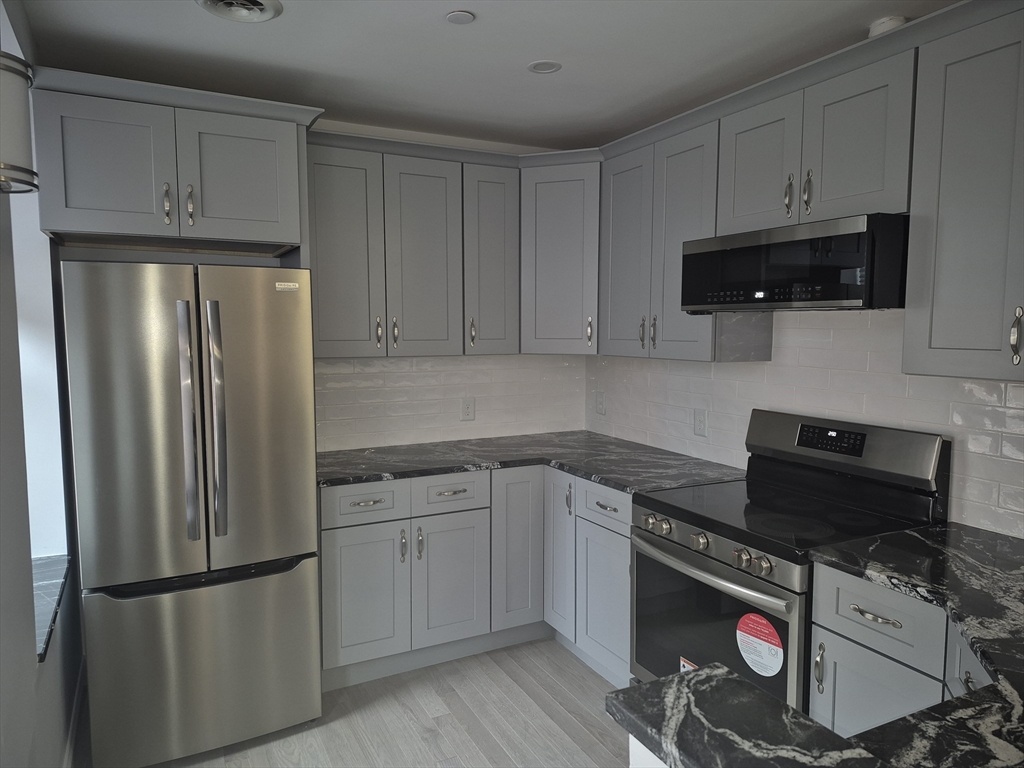 209 Endicott Street, Unit 2 Boston, MA 02113 - Photo 1 of 1