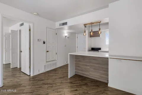 $154,000 | 4800 North 68th Street, Unit 247, Scottsdale, AZ 85251