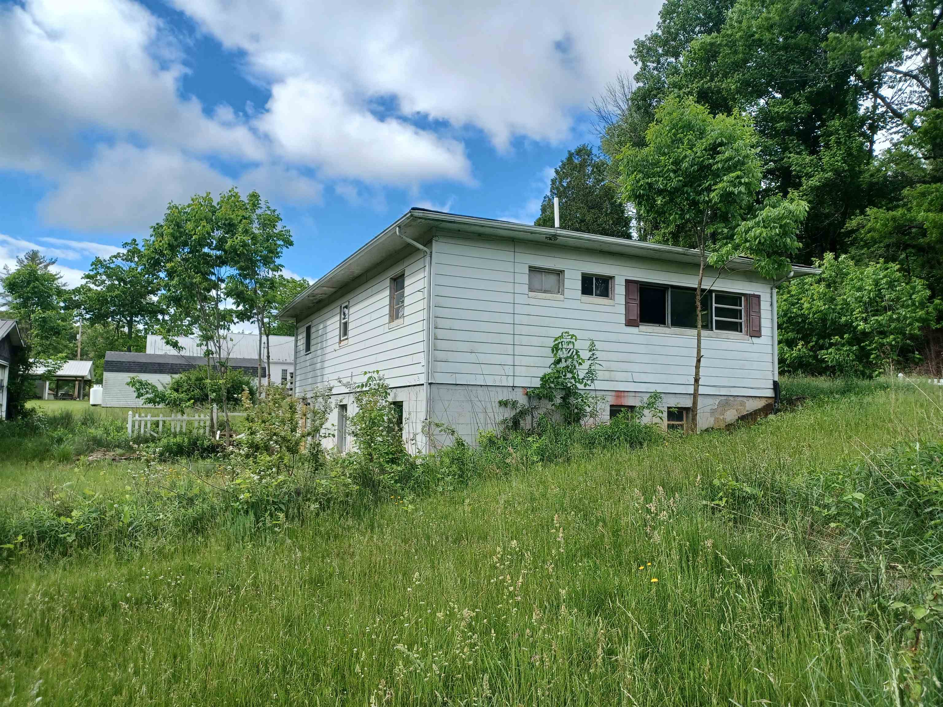 3687 Conner Grove Road Southwest Willis, VA 24380 - Photo 6 of 42 Gallery Image 6