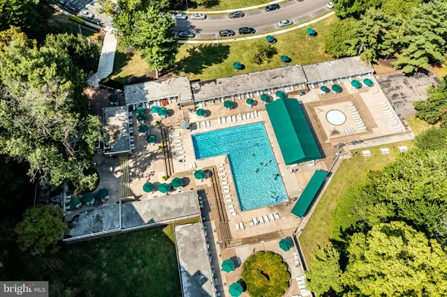 a view of a outdoor space