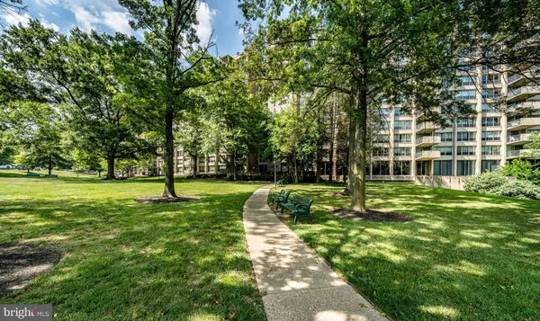 $135,000 | 1001 City Avenue, Unit W109, Wynnewood, PA 19096