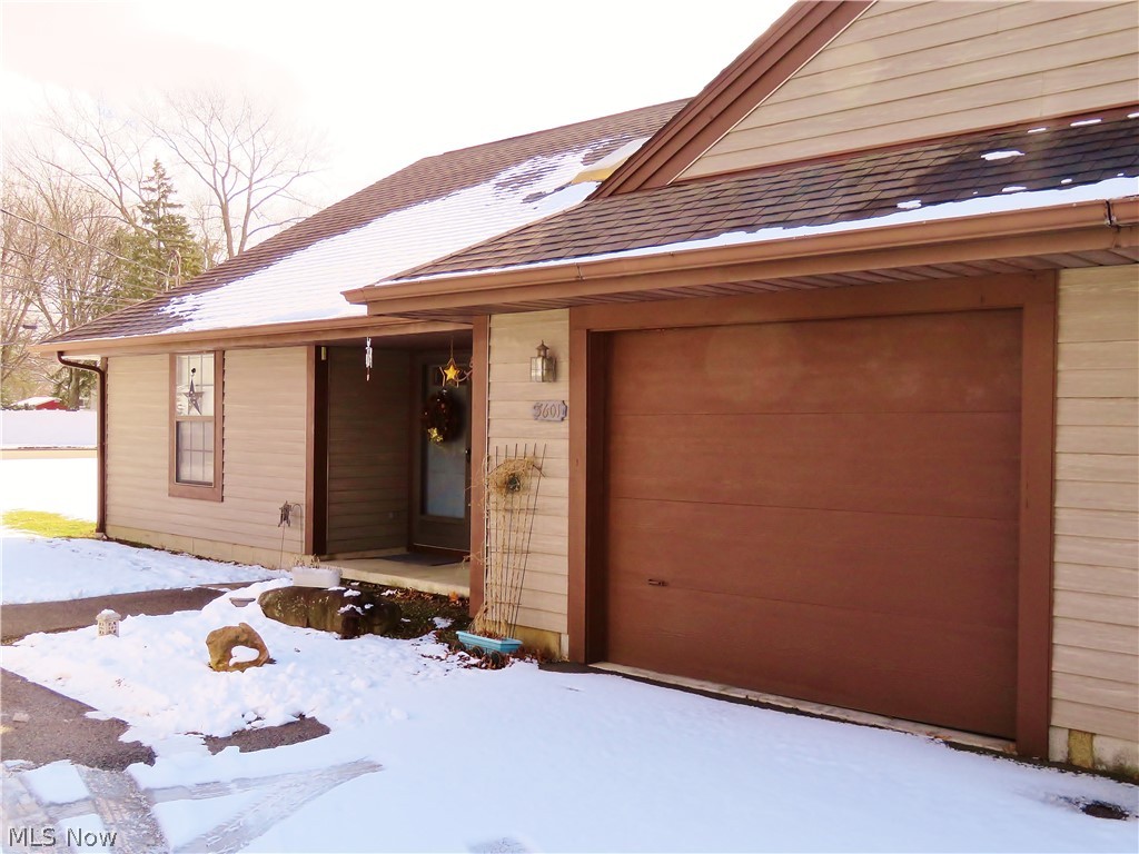 3603 Kirk Road Austintown, OH 44511 - Photo 3 of 22