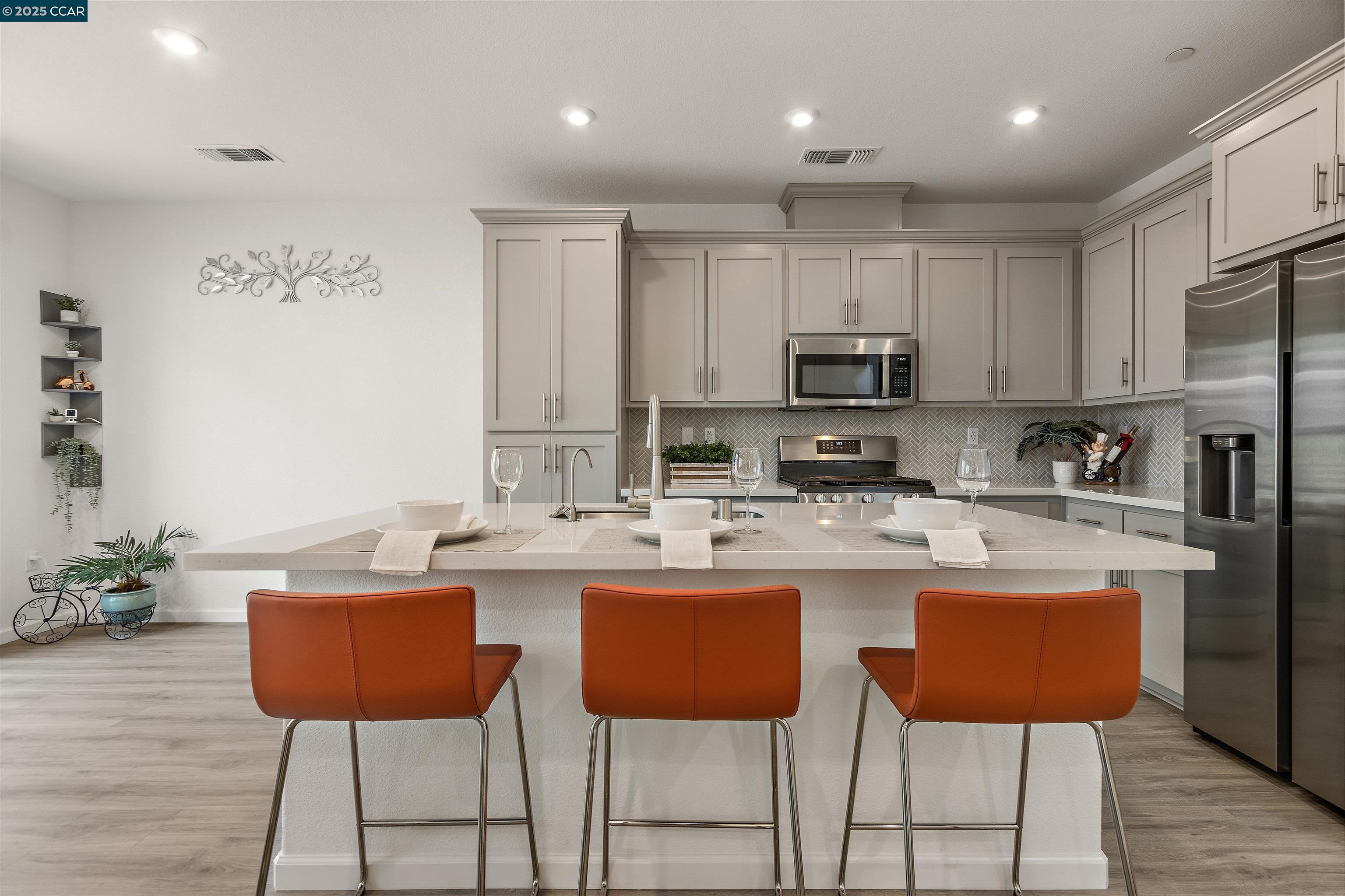 28 Springbrook Lane Pittsburg, CA 94565 - Photo 6 of 47