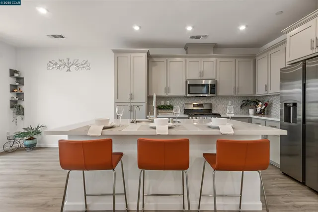 $678,500 | 28 Springbrook Lane, Pittsburg, CA 94565