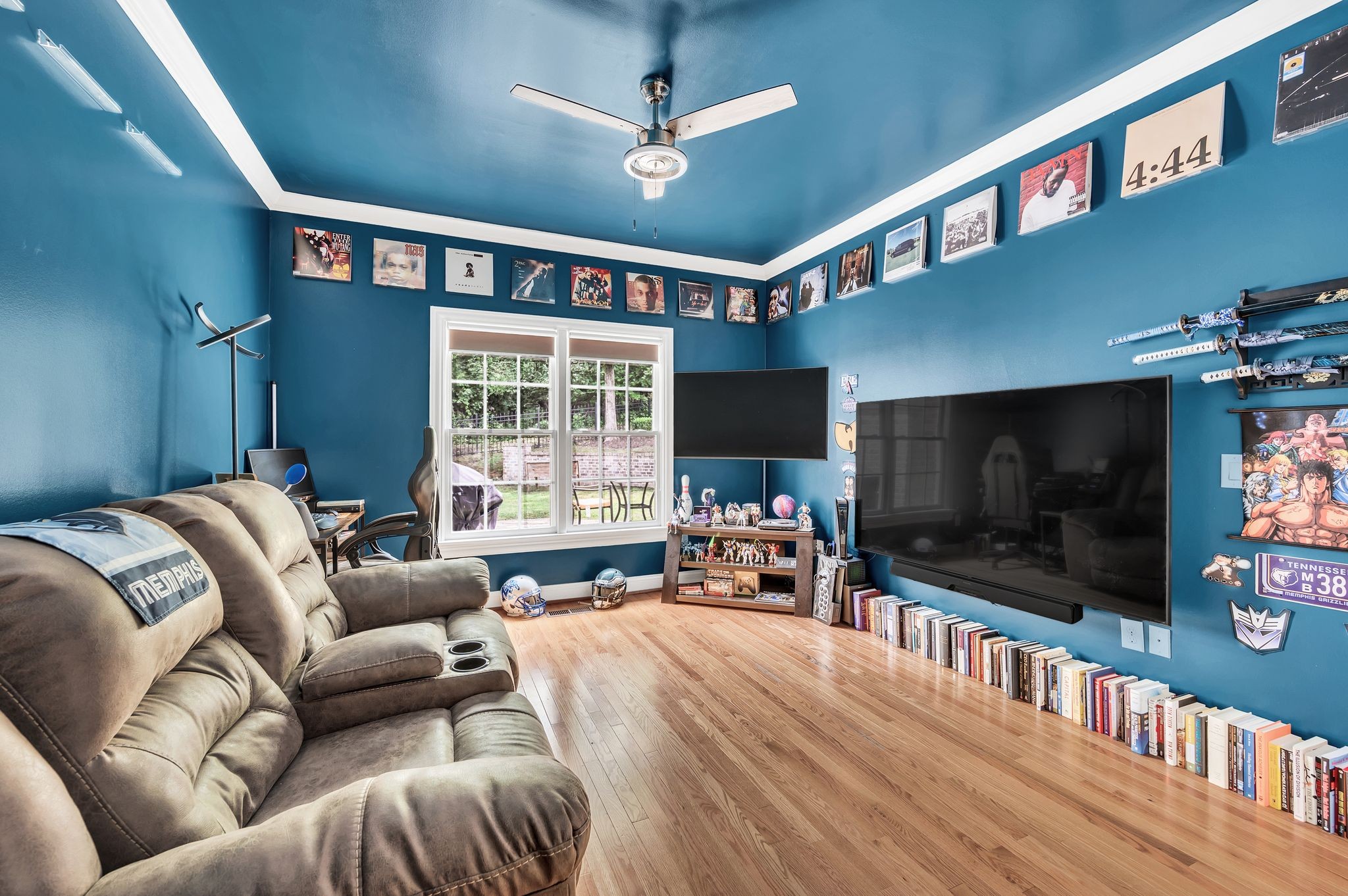 149 Allenhurst Circle Franklin, TN 37067 - Photo 38 of 66 a living room with furniture and a flat screen tv