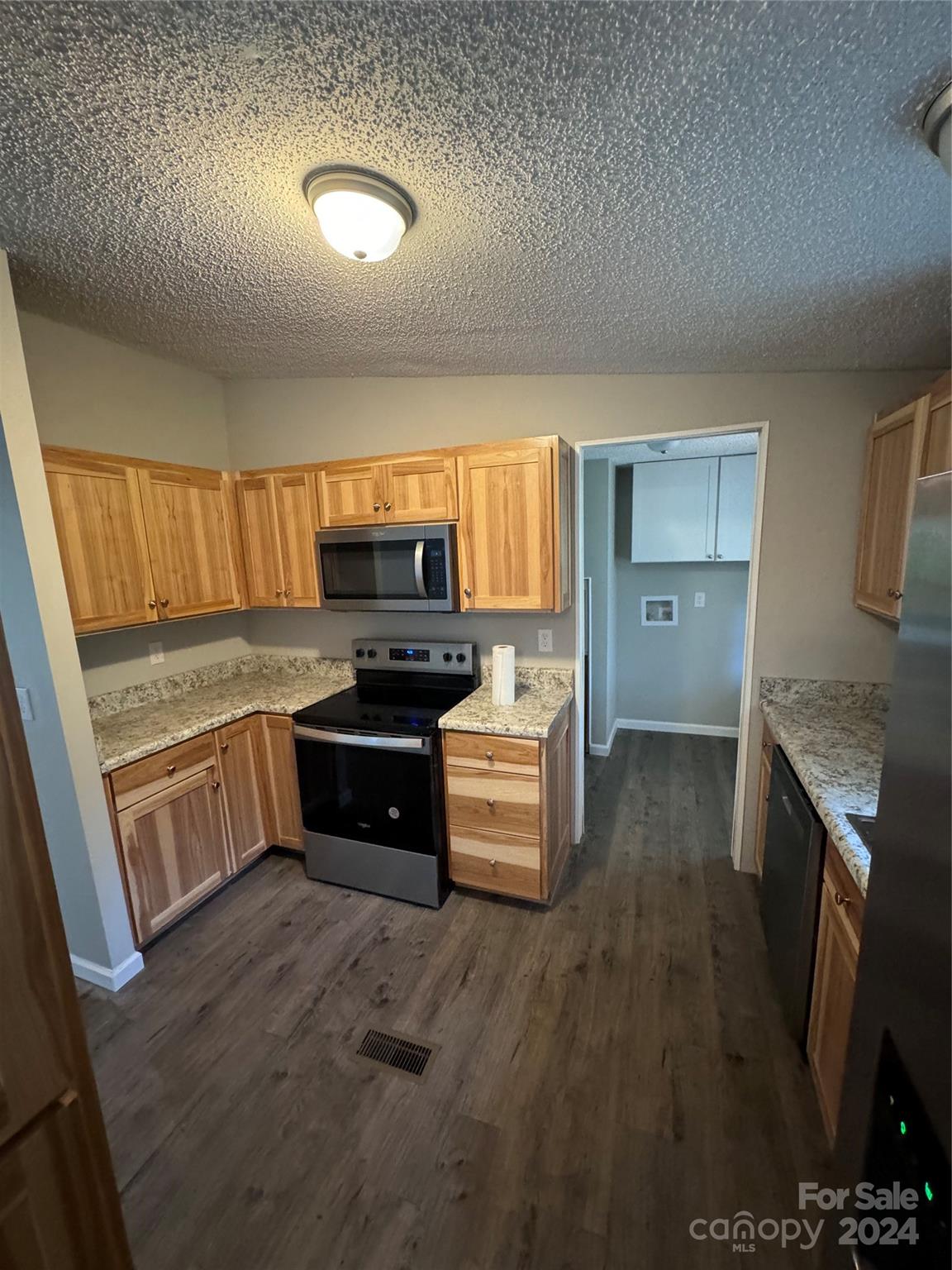 444 Apache Path Marion, NC 28752 - Photo 8 of 20 Gallery Image 8