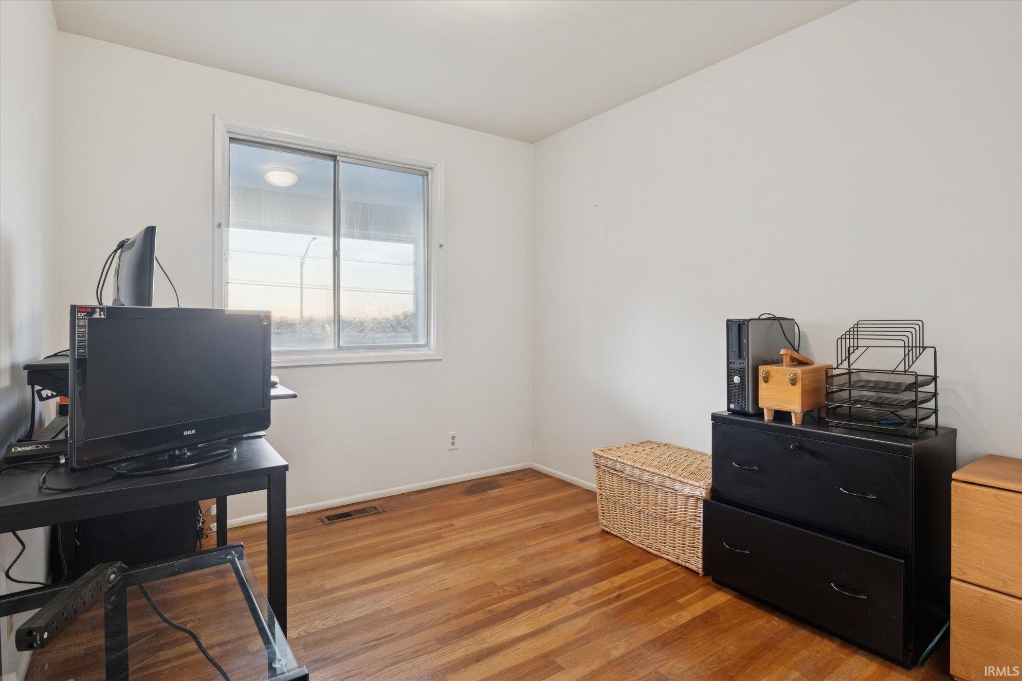 5914 Miami Road South Bend, IN 46614 - Photo 11 of 25