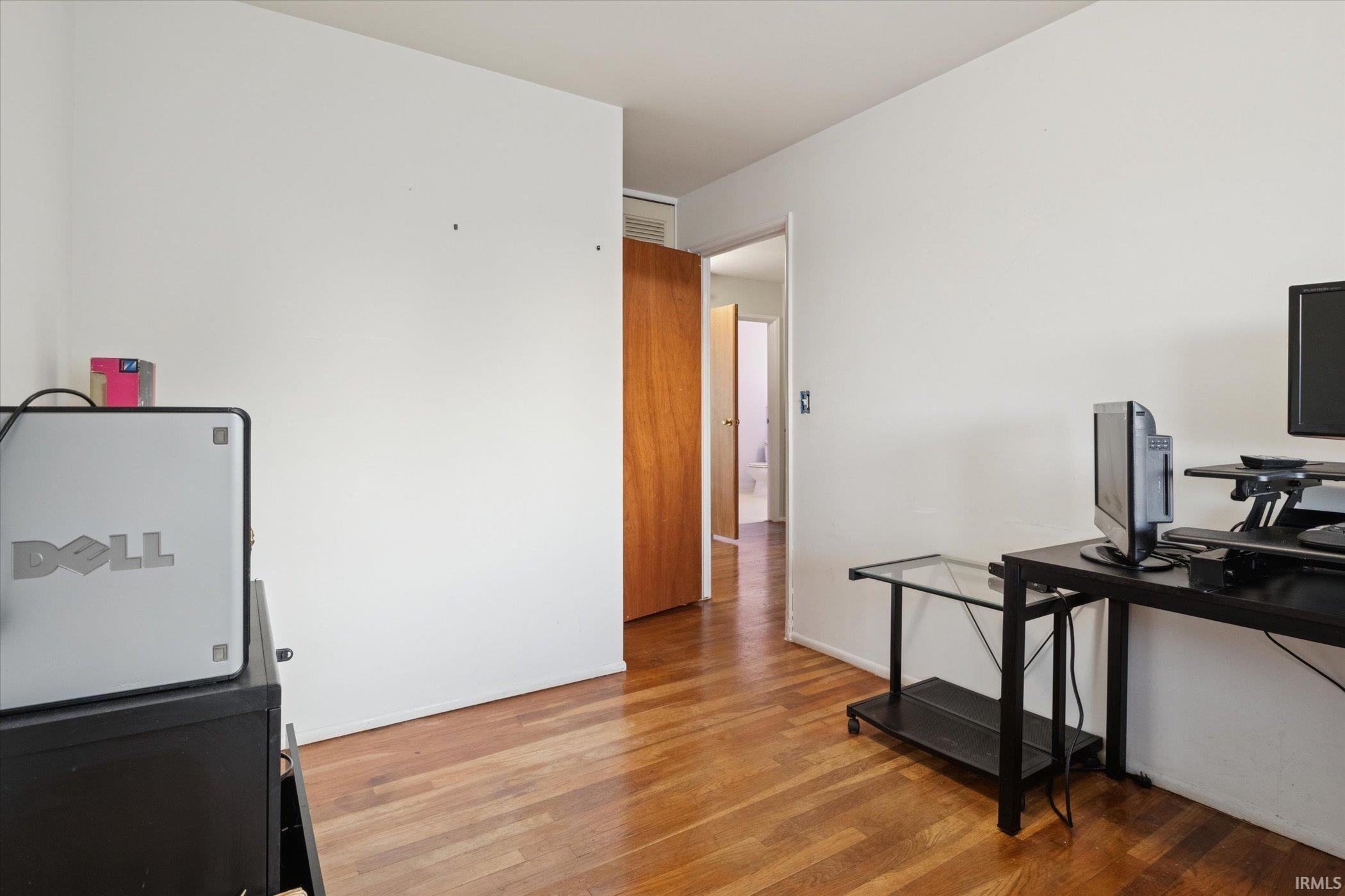 5914 Miami Road South Bend, IN 46614 - Photo 12 of 25