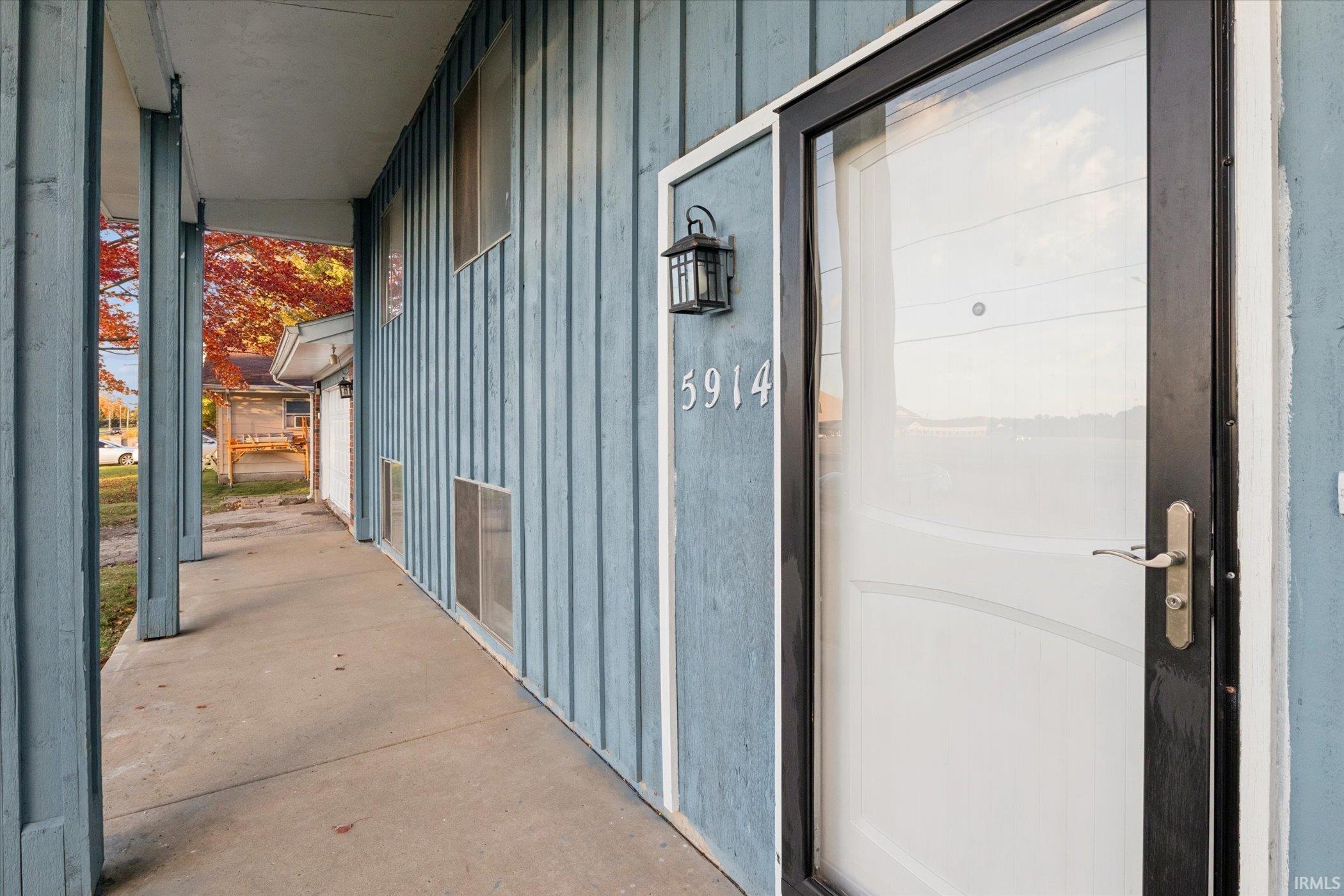 5914 Miami Road South Bend, IN 46614 - Photo 2 of 25