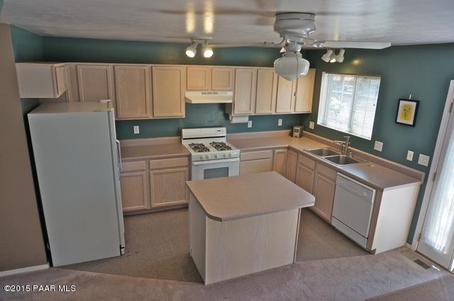 4683 South Juniper Loop Road Prescott, AZ 86303 - Photo 11 of 39 Kitchen BIG