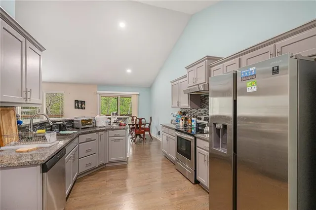 $394,999 | 4845 Northeast Antioch Road, Kansas City, MO 64119