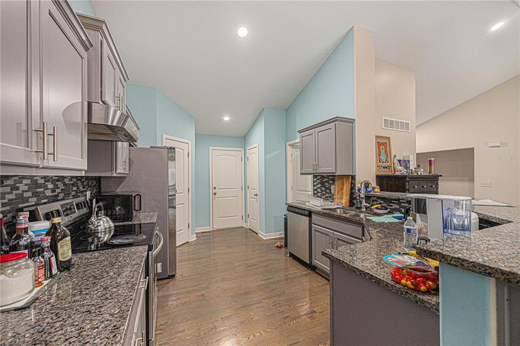 4845 Northeast Antioch Road Kansas City, MO 64119 - Photo 12 of 38