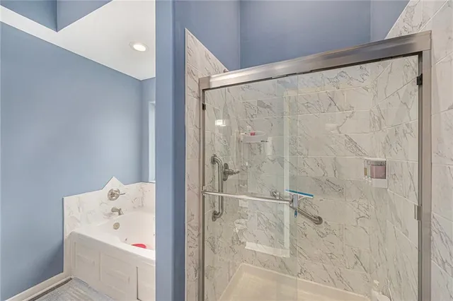 $394,999 | 4845 Northeast Antioch Road, Kansas City, MO 64119