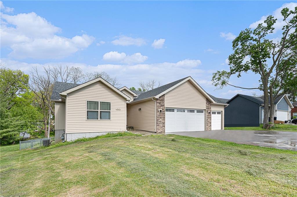 4845 Northeast Antioch Road Kansas City, MO 64119 - Photo 5 of 38