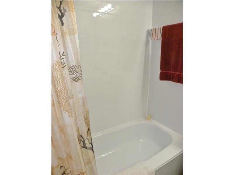 640 Cobblestone Road, Unit 12 Avon, IN 46123 - Photo 12 of 14 Gallery Image 12