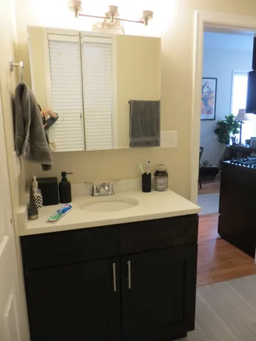 $1,925 | 1431 West Belmont Avenue, Unit 1R, Chicago, IL 60657