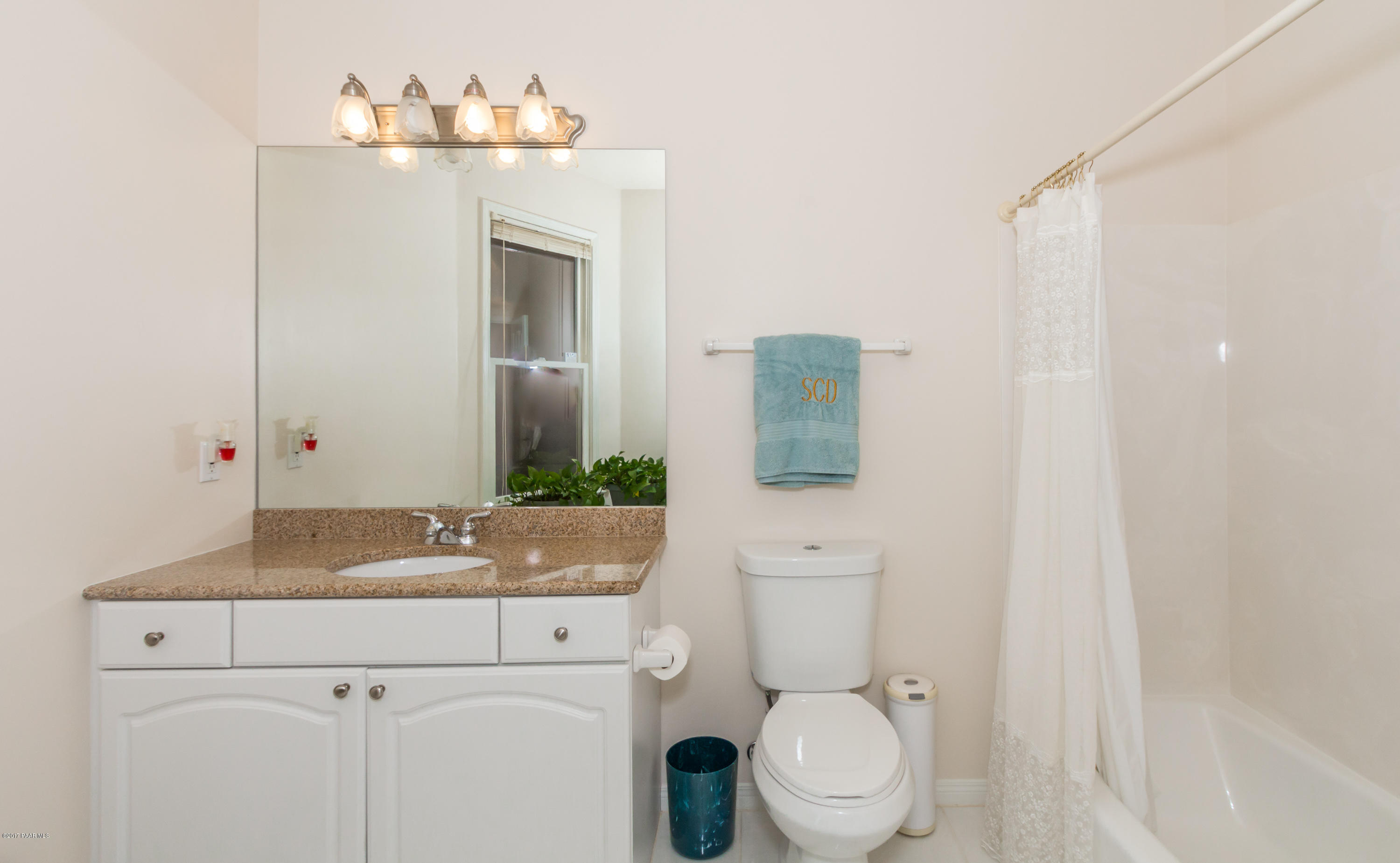 8000 Dillon Wash Road Prescott, AZ 86305 - Photo 7 of 23 a bathroom with a toilet sink and mirror