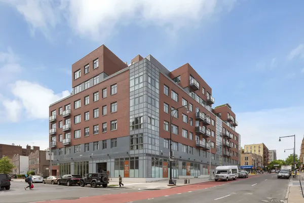 $4,165 | 301 Sullivan Place, Unit 4Q | Crown Heights