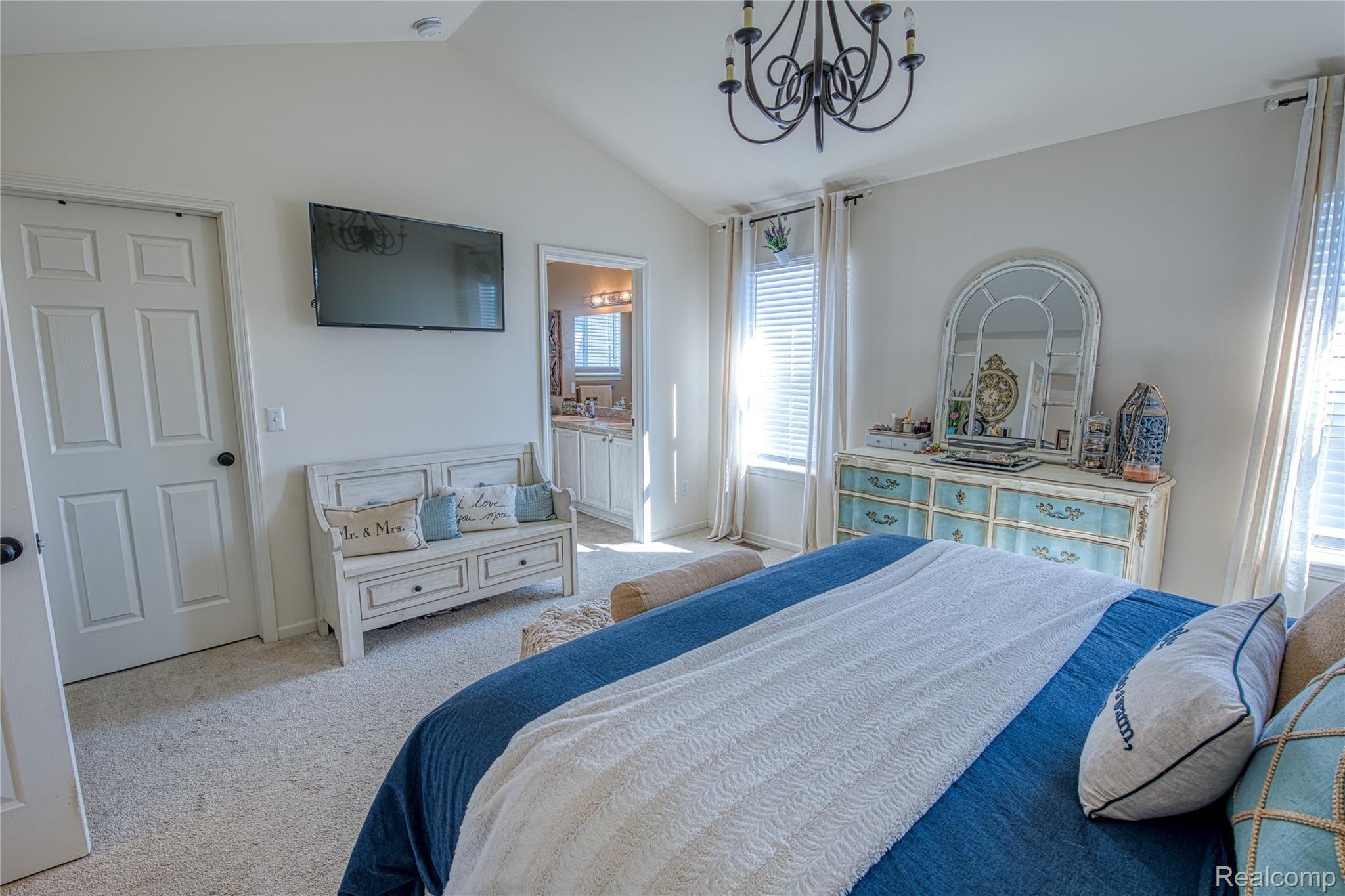 9362 Maple Ridge Drive Newport, MI 48166 - Photo 21 of 31 smaller 9362 Maple Ridge-27.jpg
