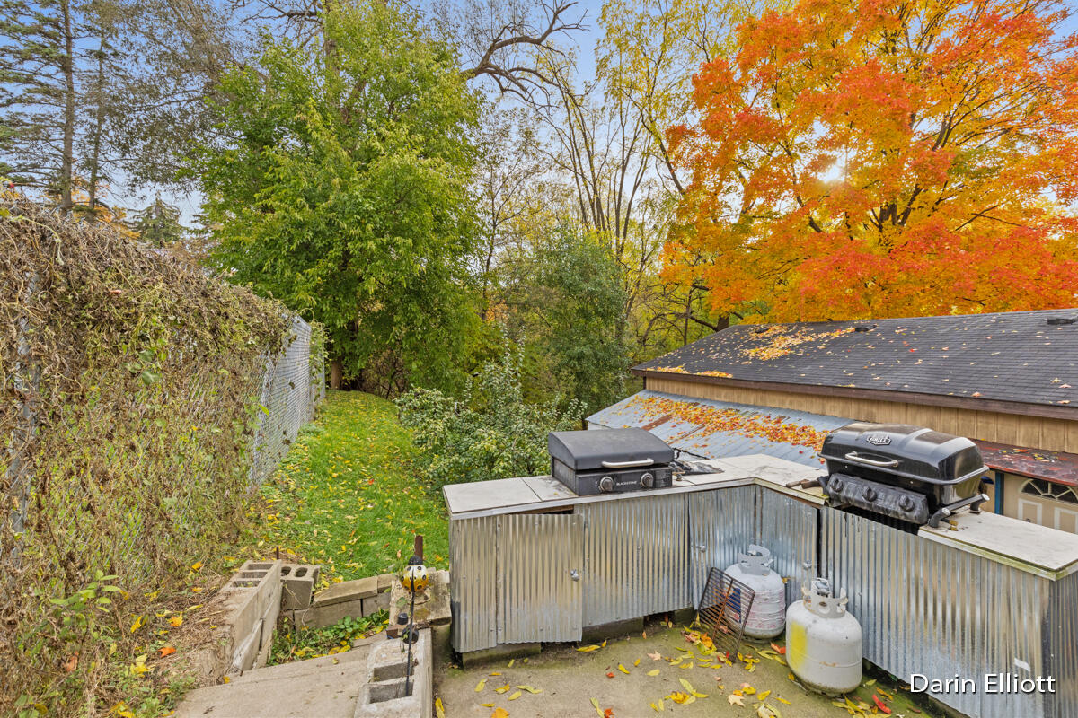 306 Rice Street Ionia, MI 48846 - Photo 33 of 40 IMG_1039