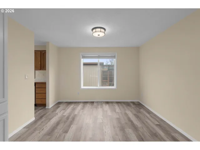 $575,000 | 806 Southeast 73rd Avenue, Hillsboro, OR 97123