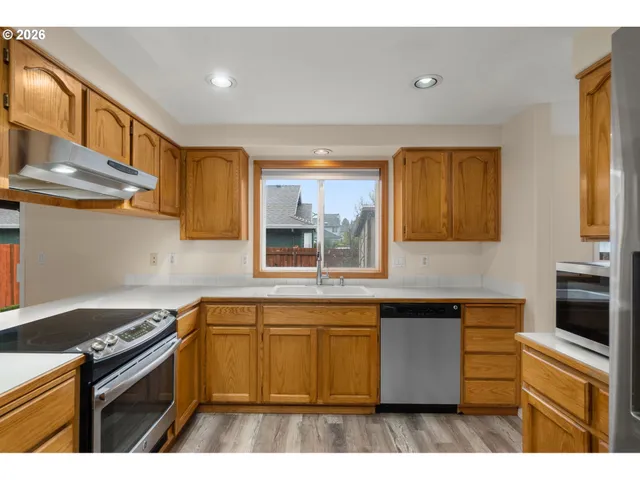 $575,000 | 806 Southeast 73rd Avenue, Hillsboro, OR 97123