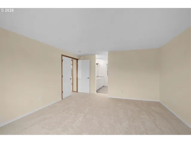 $575,000 | 806 Southeast 73rd Avenue, Hillsboro, OR 97123